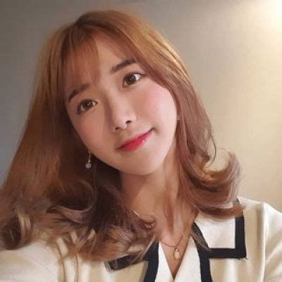 jinnytty age|Jinnytty Wiki, Real Name, Age, Net Worth, Boyfriend,。